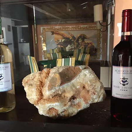 Le Picchiaie Отель Портоферрайо