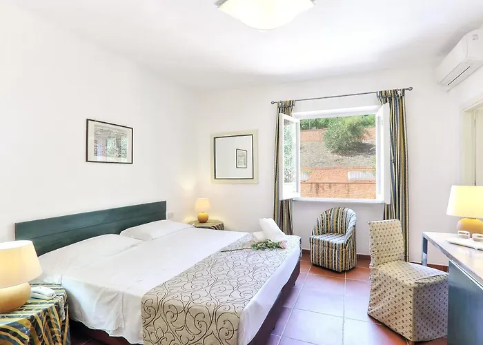 Essence Isola D'elba - Le Picchiaie