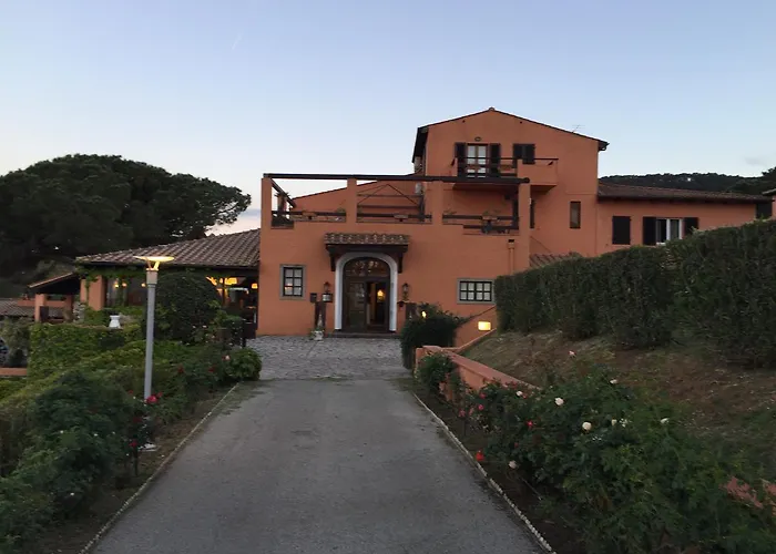 Essence Isola D'elba - Le Picchiaie 호텔