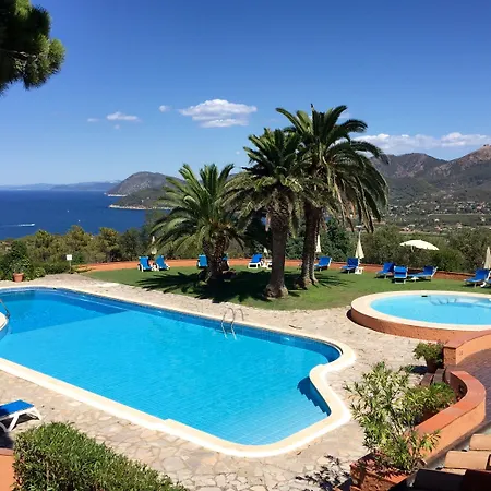 Essence Isola D'elba - Le Picchiaie 4*