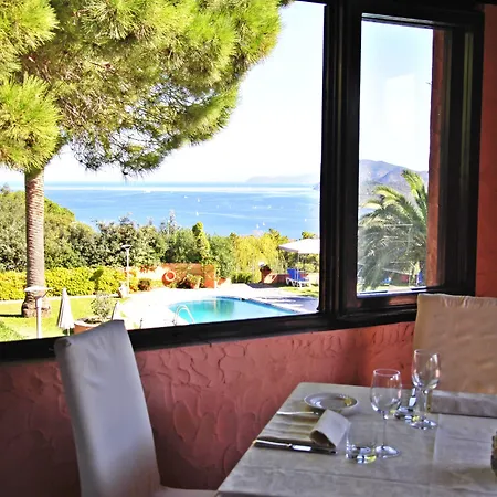 Essence Isola D'elba - Le Picchiaie Hotel Portoferraio