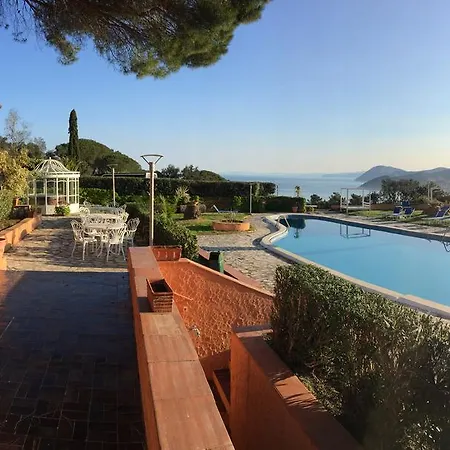 Hotel Le Picchiaie 4*