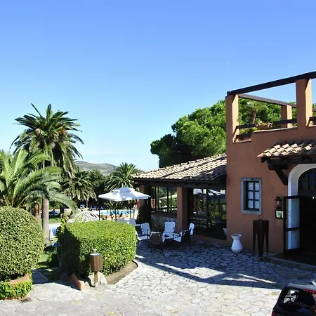 Le Picchiaie Hotel 4*